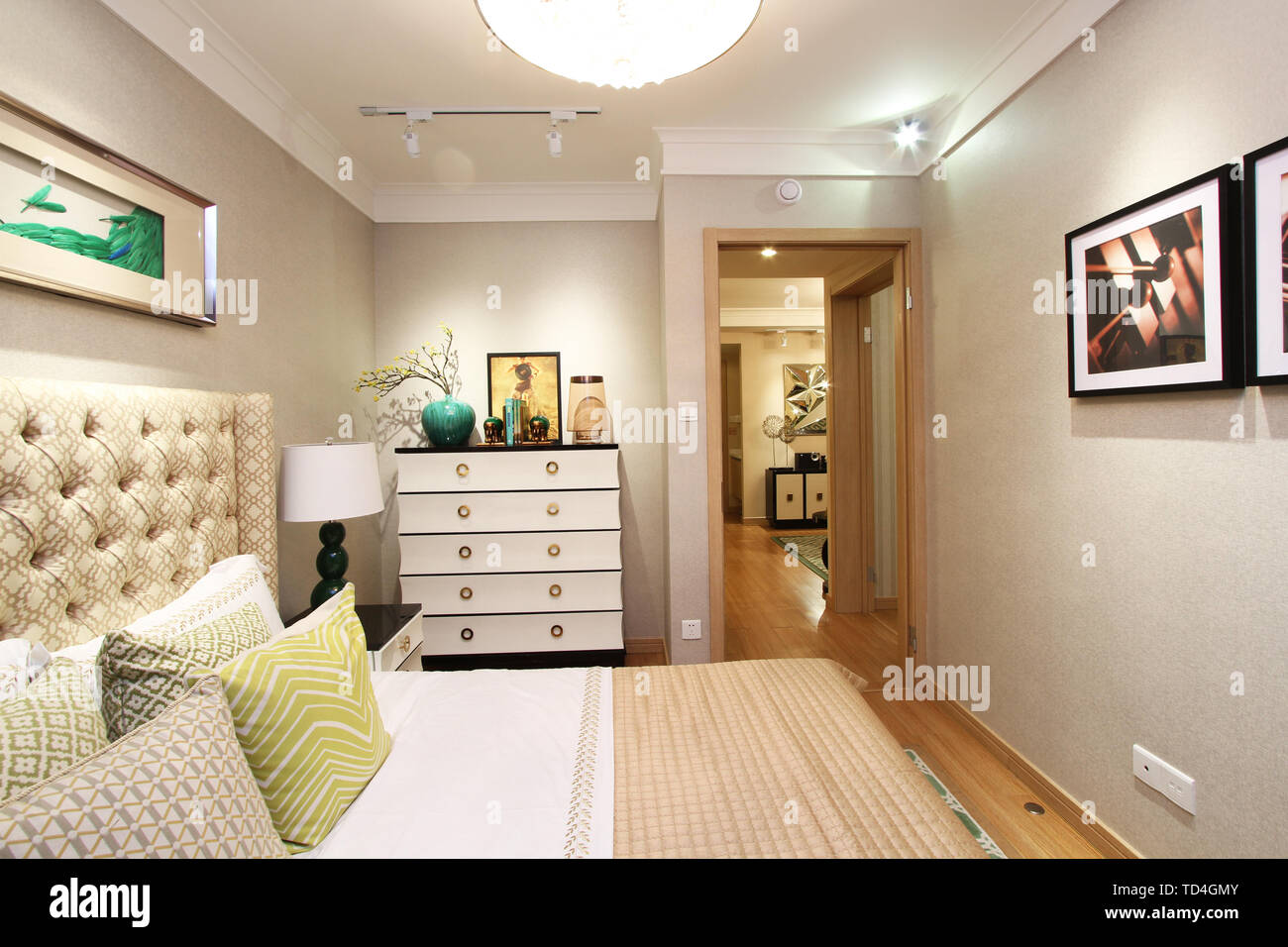 Room styles hi-res stock photography and images - Alamy
