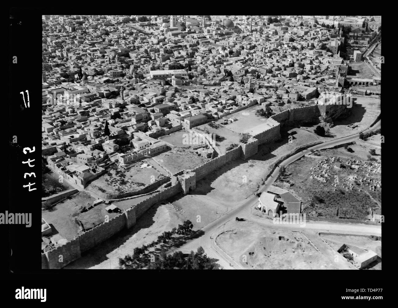 Herods gate of the old city of jerusalem hi-res stock photography and ...