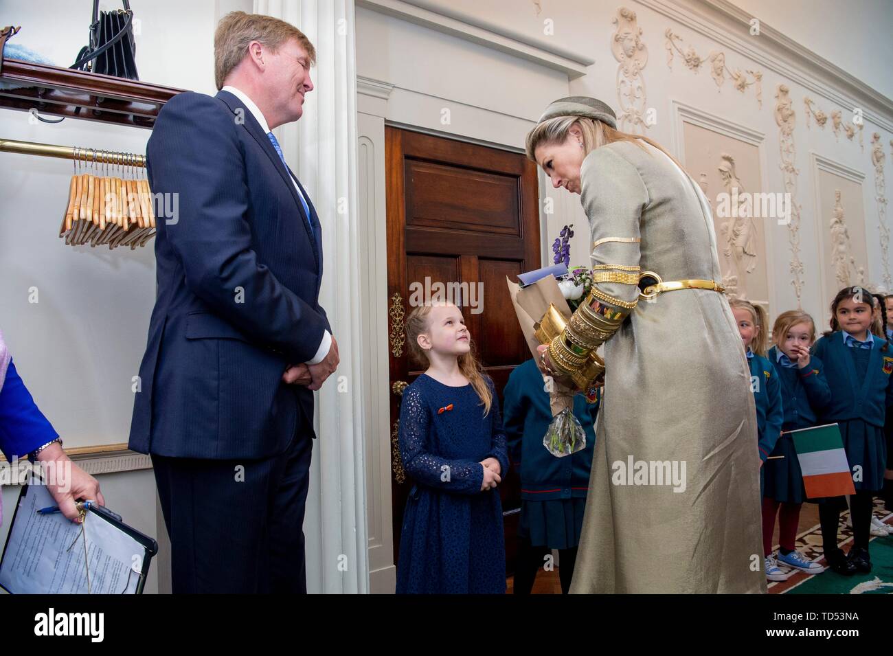 Dublin, Ireland. 12th June, 2019. King Willem-Alexander and Queen Maxima of The Netherlands are received by President Higgins and his wife Sabina Higgins at A_ras an Uachtara_in, the Presidential Palace in Dublin, on June 12, 2019, at the 1st of a 3 days State-visit to Ireland Photo : Albert Nieboer/ Netherlands OUT/Point de Vue OUT | Credit: dpa/Alamy Live News Stock Photo