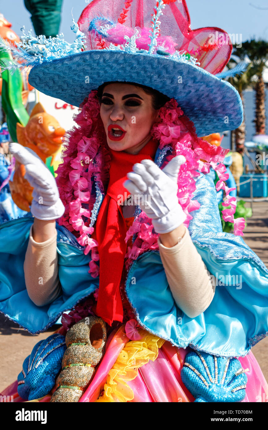 Shanghai Haichang Ocean Park float parade Stock Photo Alamy
