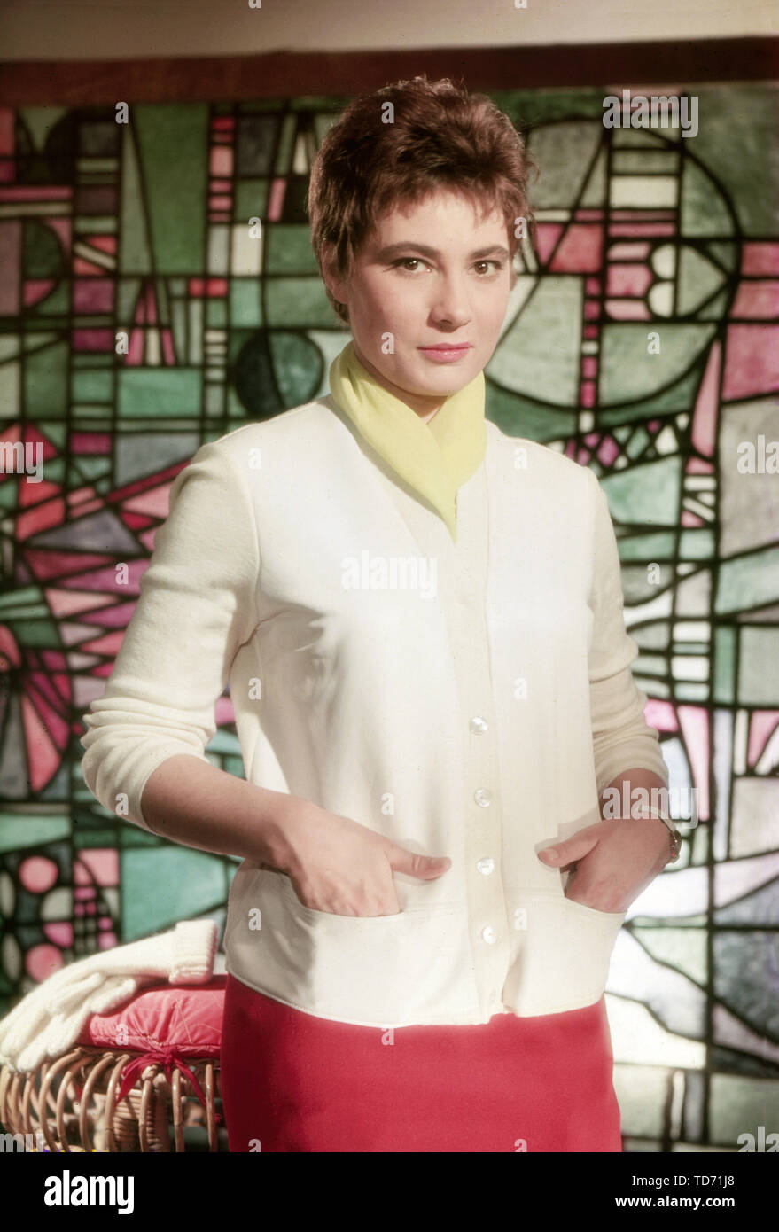 Violetta Ferrari, ungarische Sängerin und Schauspielerin, Deutschland ca. 1962. Hungarian singer ...