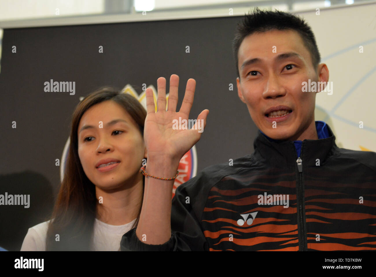 Putrajaya, Malaysia. 13th June, 2019. Malaysia's badminton player Lee Chong Wei (R) attends a news conference to announce his retirement in Putrajaya, Malaysia, June 13, 2019. Credit: Chong Voon Chung/Xinhua/Alamy Live News Stock Photo