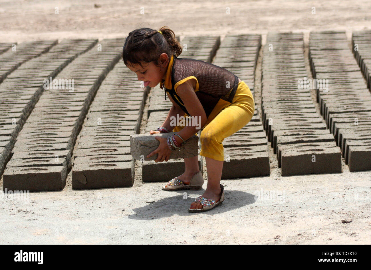 Beijing Pakistan 12th June 19 A Girl Works At A Brick Factory On The Outskirts Of Peshawar Pakistan On June 12 19 The World Day Against Child Labor Is Observed On June