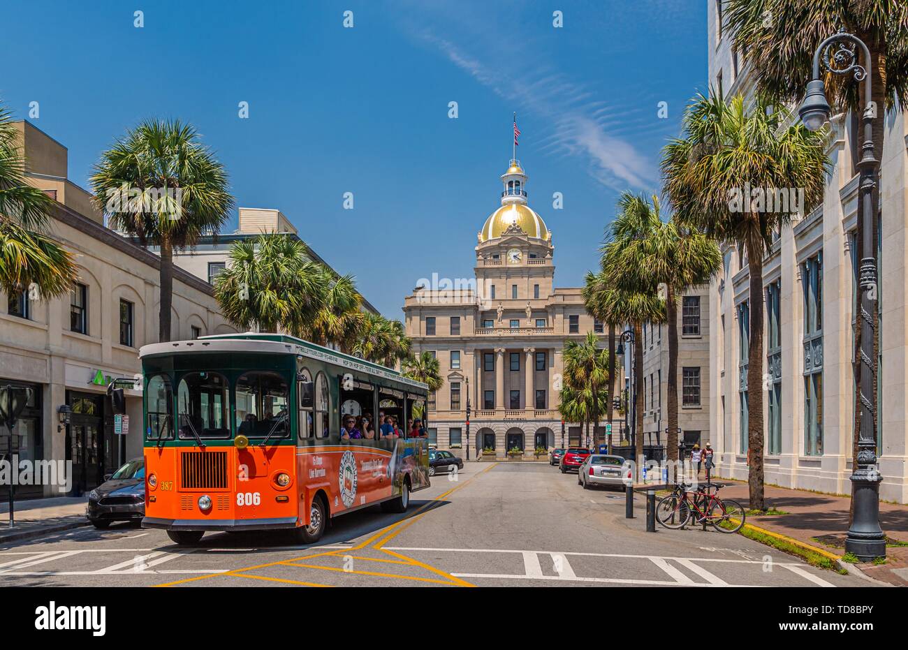 Savannah Tour Bus and City Hall Stock Photo Alamy