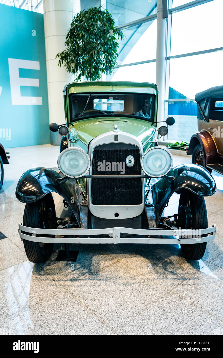 Automobilia in Vehicle Parts WILLYS OVERLAND MOTOR CARS DEALER OLD