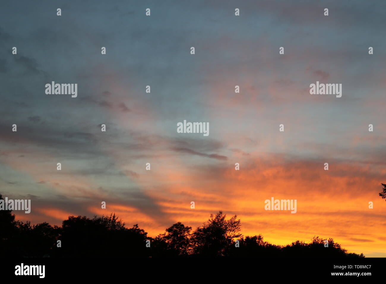 About two minutes before and after the sunset, the light changes are ...