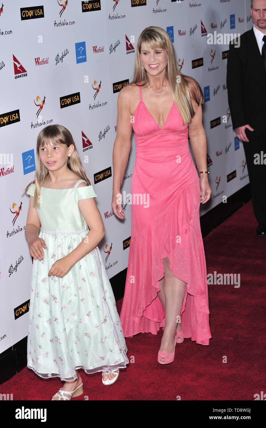 LOS ANGELES, CA. January 19, 2008: Terri Irwin & daughter Bindi Irwin at the G'Day LOS ANGELES, CA. January 19, 2008: Terri Irwin & daughter Bindi Irwin at the G'Day