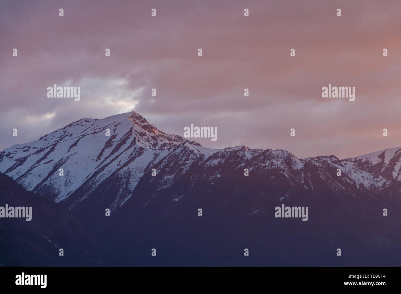 Stormy sunset sky hi-res stock photography and images - Alamy