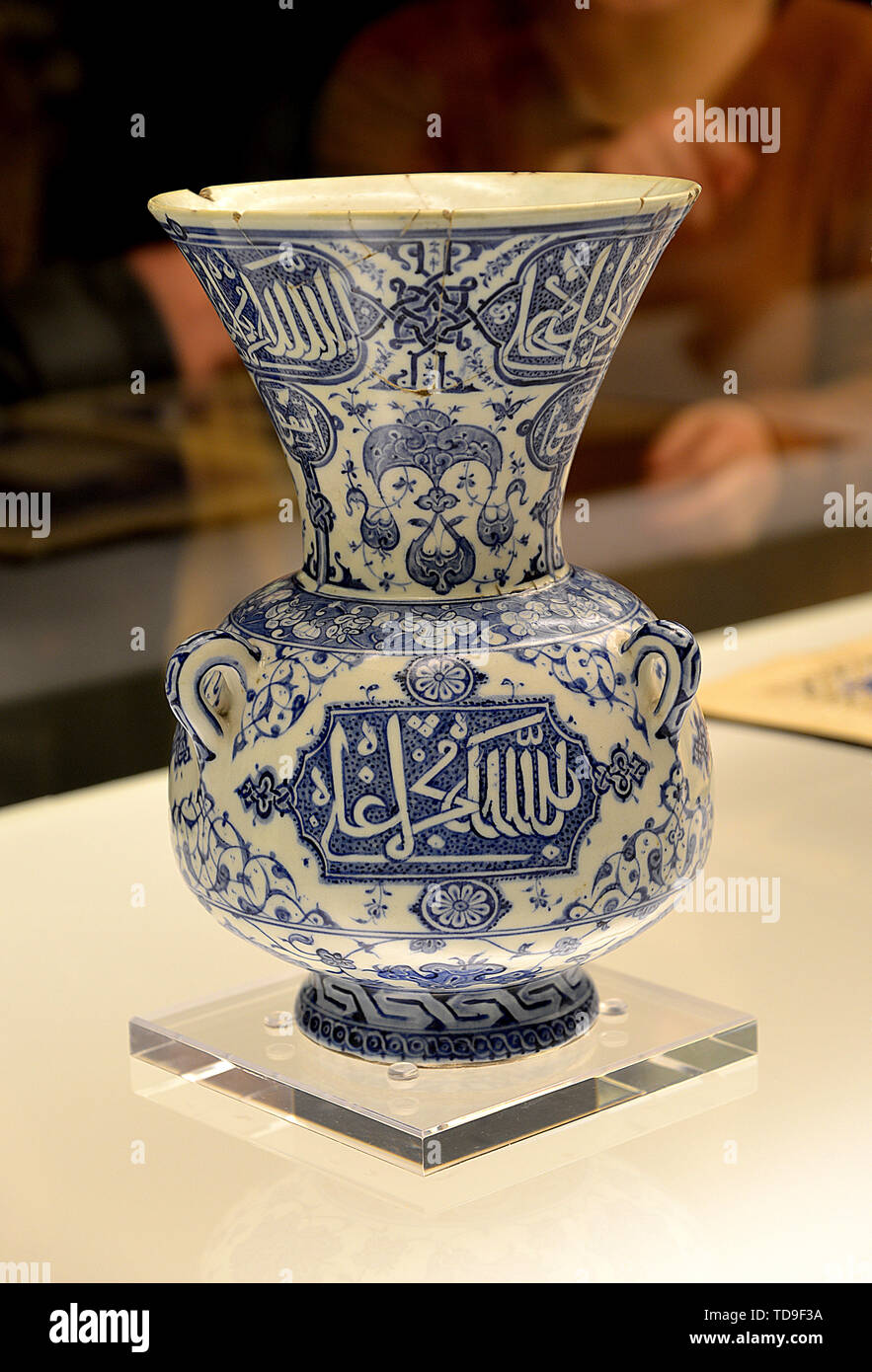 Ancient Greek traditional pattern blue and white porcelain ancient greek traditional pattern blue and white porcelain TD9F3A