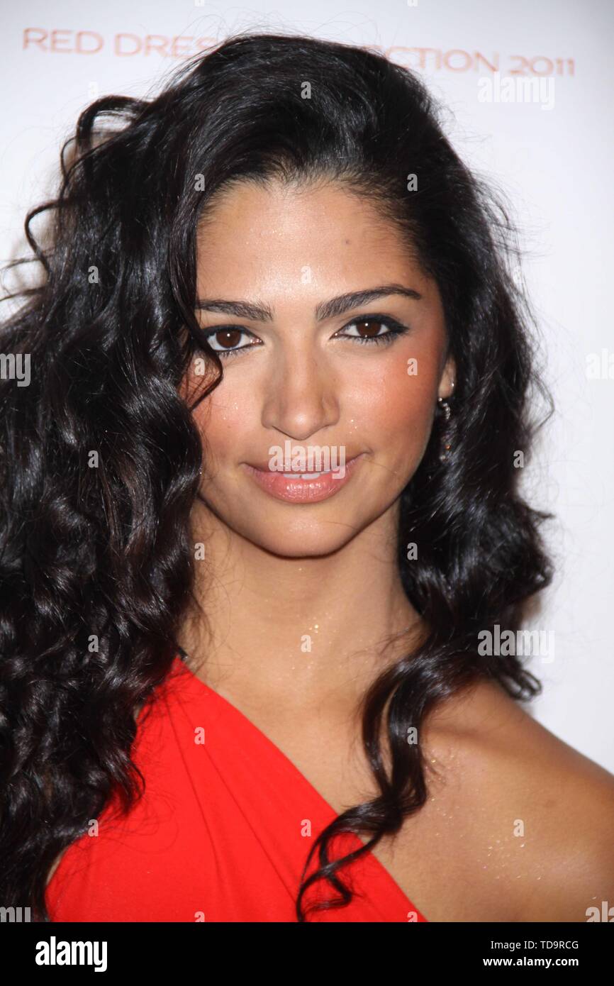 Camila Alves 2911 Photo By John Stock Photo Alamy