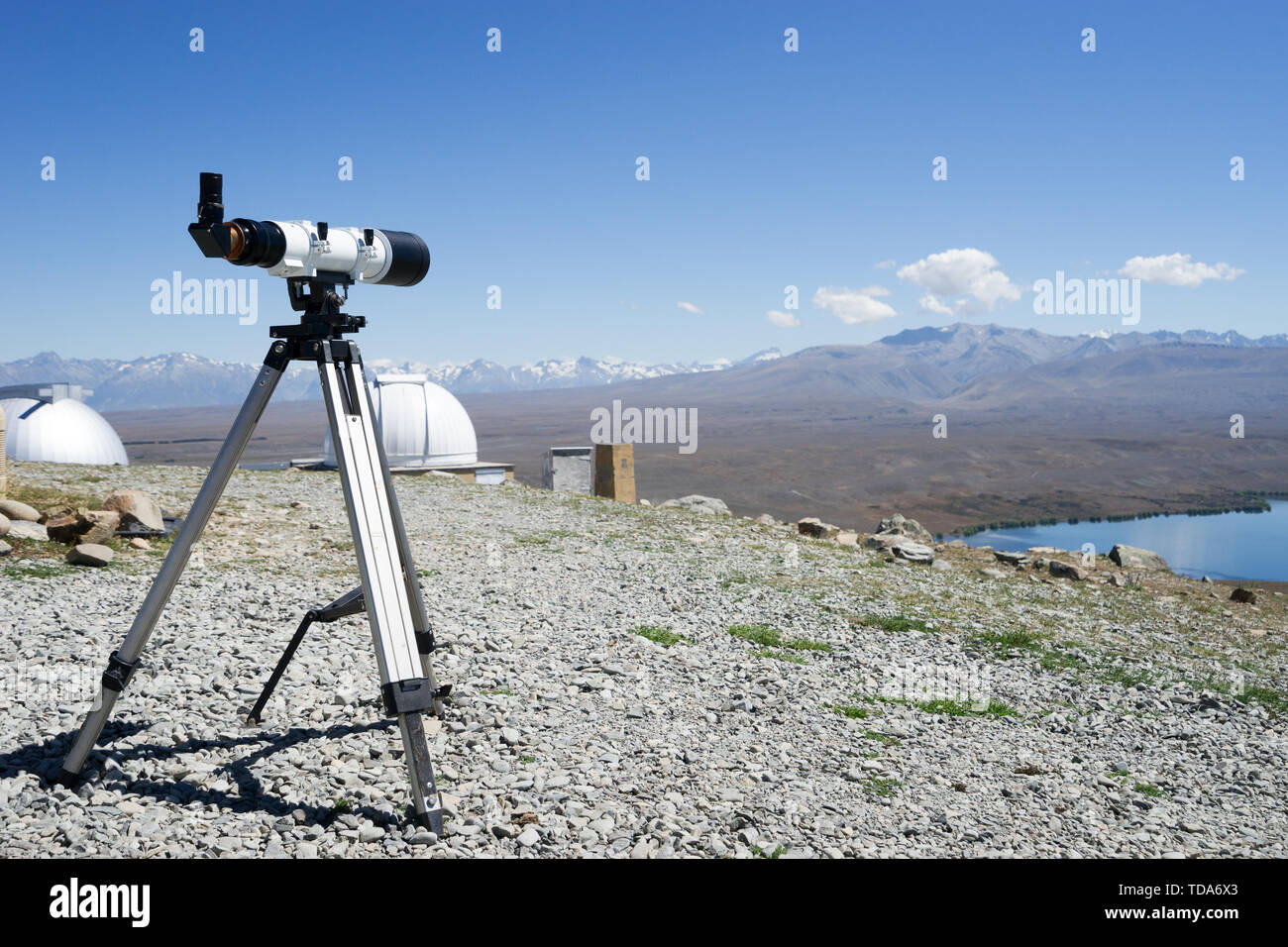 gået i stykker Følge efter bekræft venligst telescope and observatory on ground near lake in summer day in n Stock  Photo - Alamy