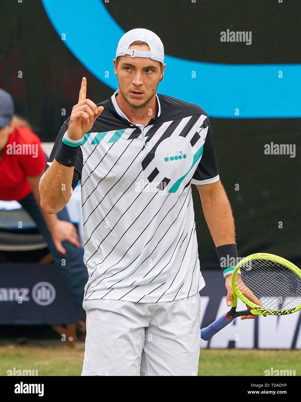 Pouille action hi-res stock photography and images - Alamy