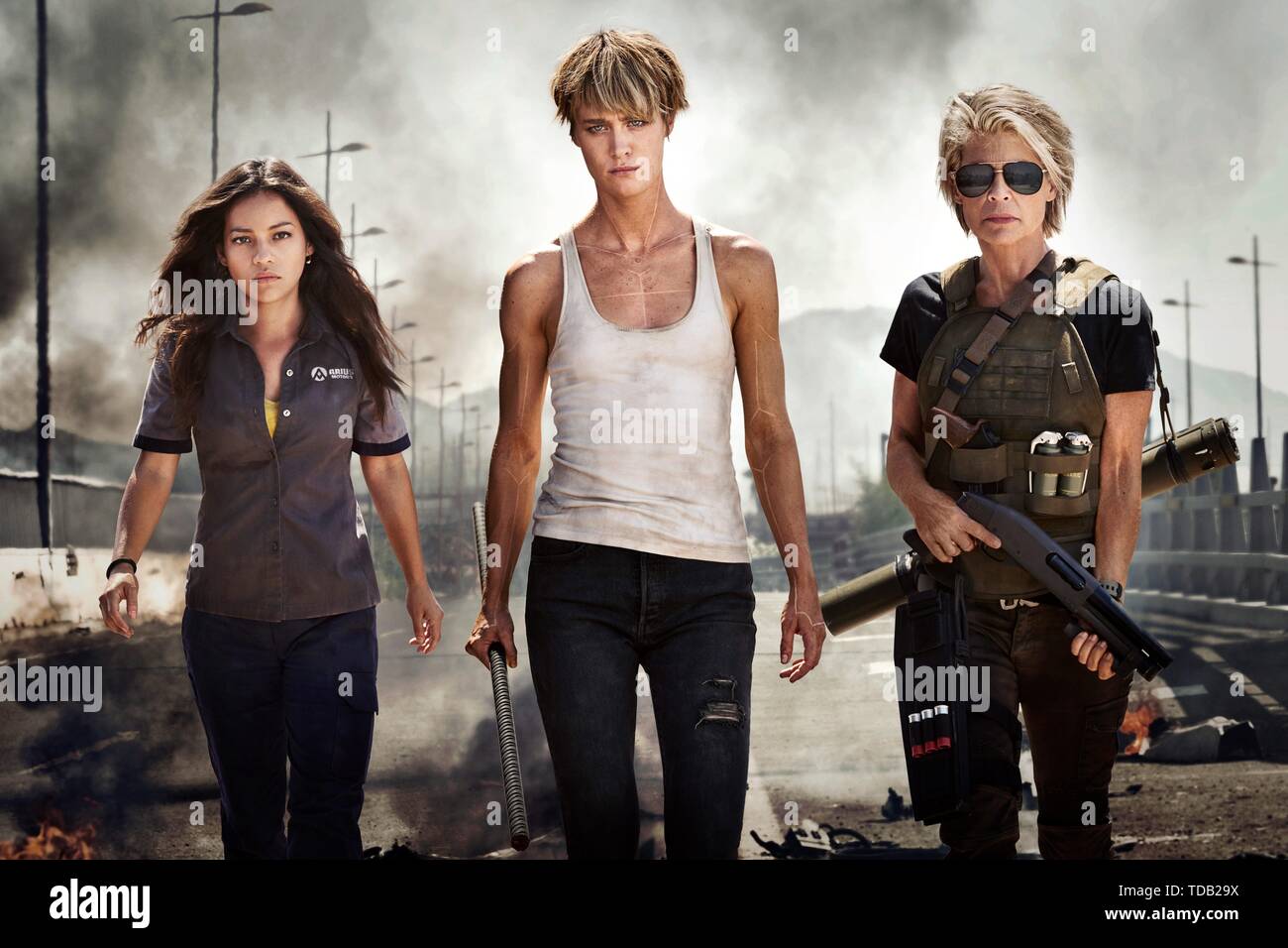 LINDA HAMILTON , NATALIA REYES and MACKENZIE DAVIS in TERMINATOR: DARK