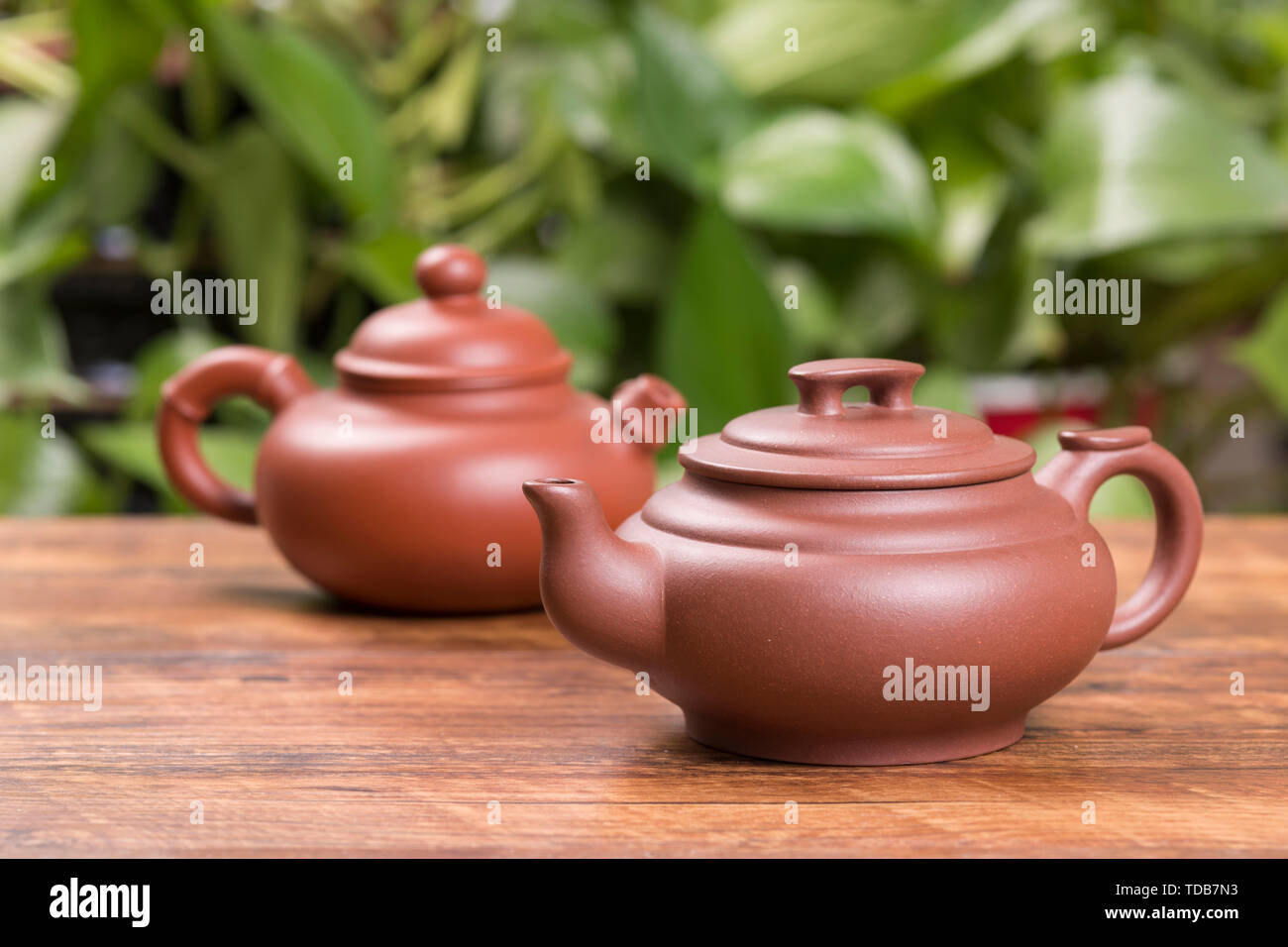 purple clay pot Stock Photo Alamy