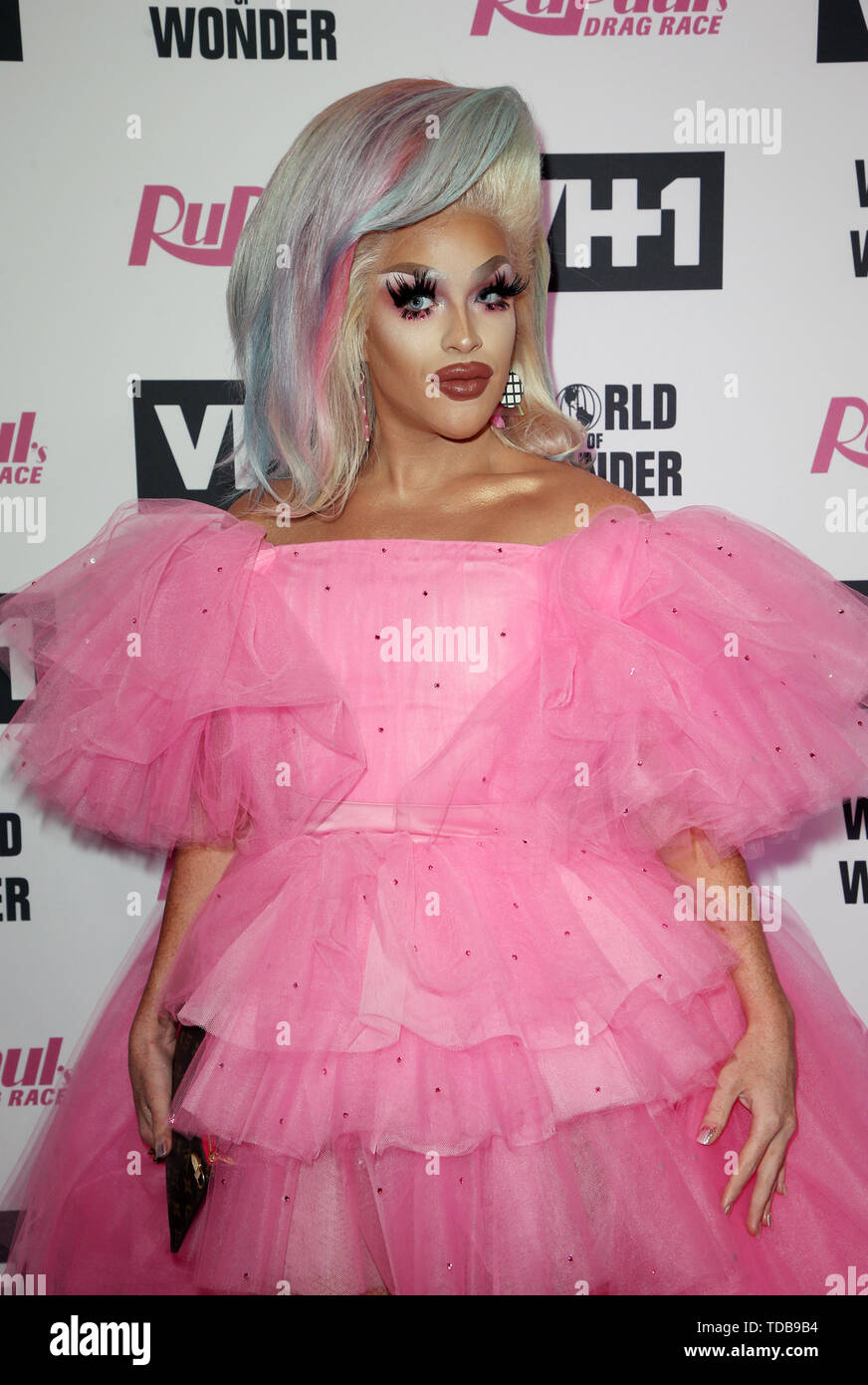 Ariel versace hi-res stock photography and images - Alamy