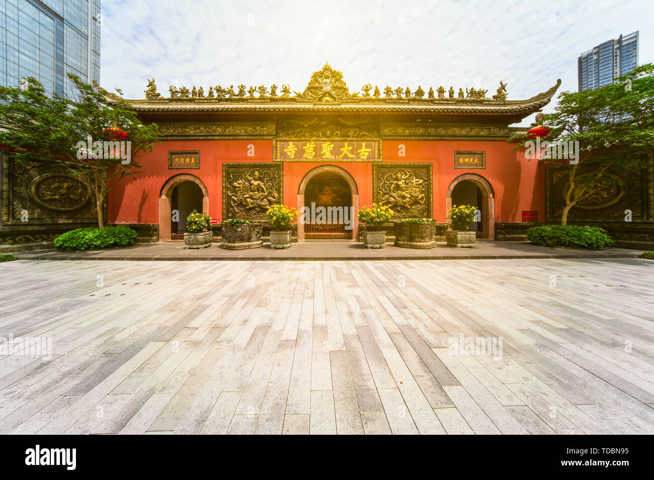 Daci Temple, Chengdu Stock Photo Alamy