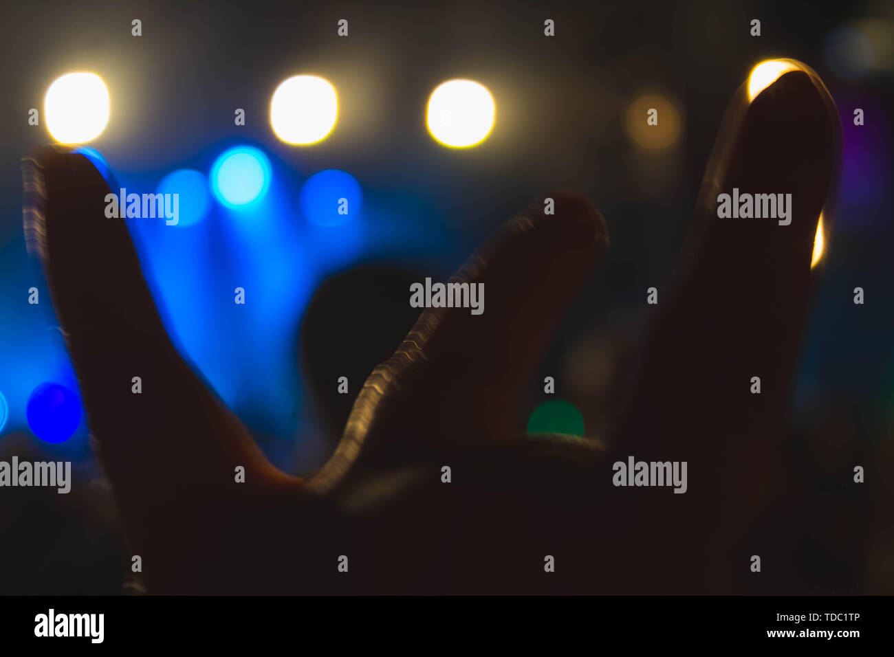 Hands up crowd bar hi-res stock photography and images - Alamy