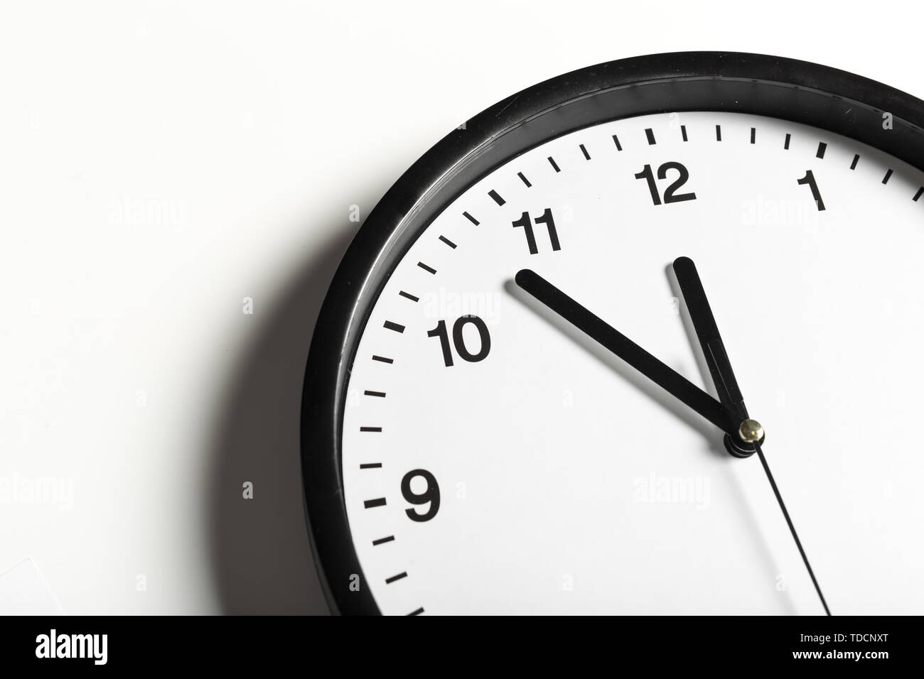 Simple classic black and white round wall clock Stock Photo Alamy