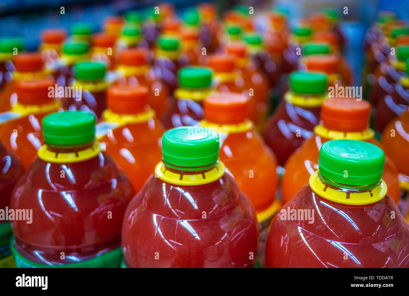 https://c8.alamy.com/comp/TDDATR/drink-juice-on-supermarket-shelves-TDDATR.jpg