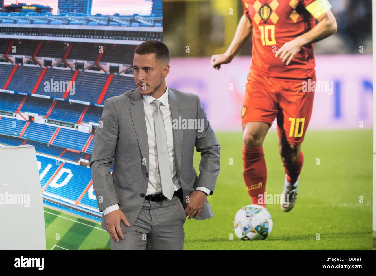 eden hazard cleats 2019