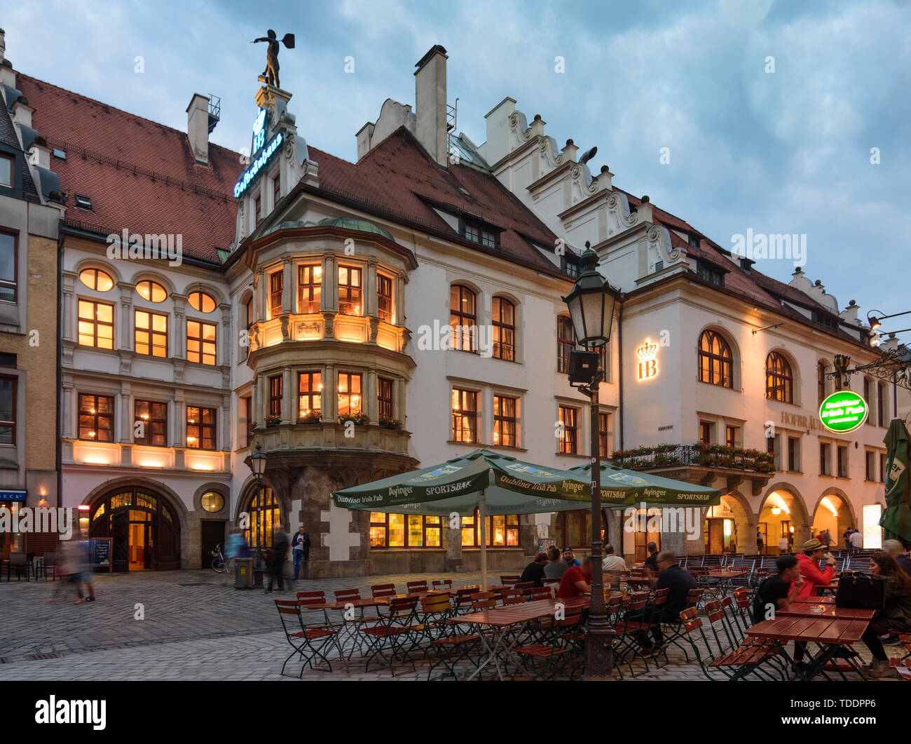 München, Munich: beer hall Hofbräuhaus am Platzl in Oberbayern, München, Upper Bavaria, Bayern, Bavaria, Germany Stock Photo