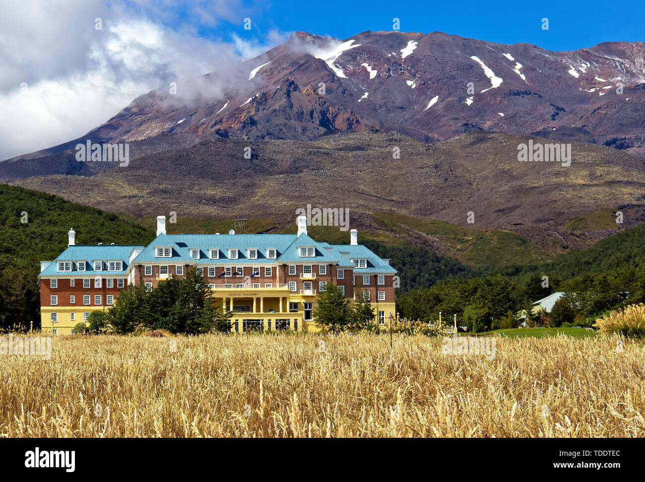 Chateau Tongariro Hotel In The Tongariro National Park New Zealand On 28 February 12 Stock Photo Alamy