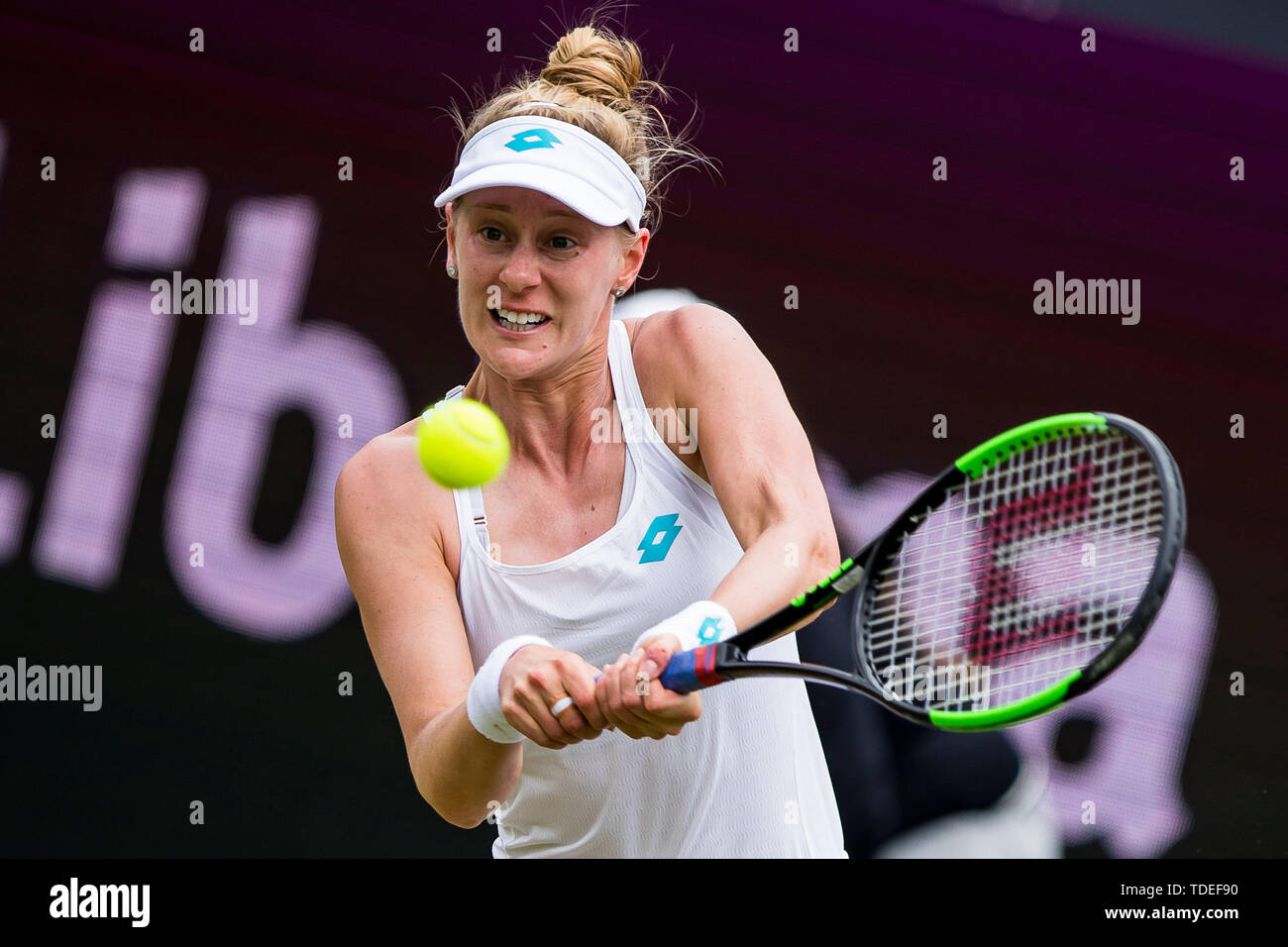 Alison riske hi-res stock photography and images - Page 11 - Alamy