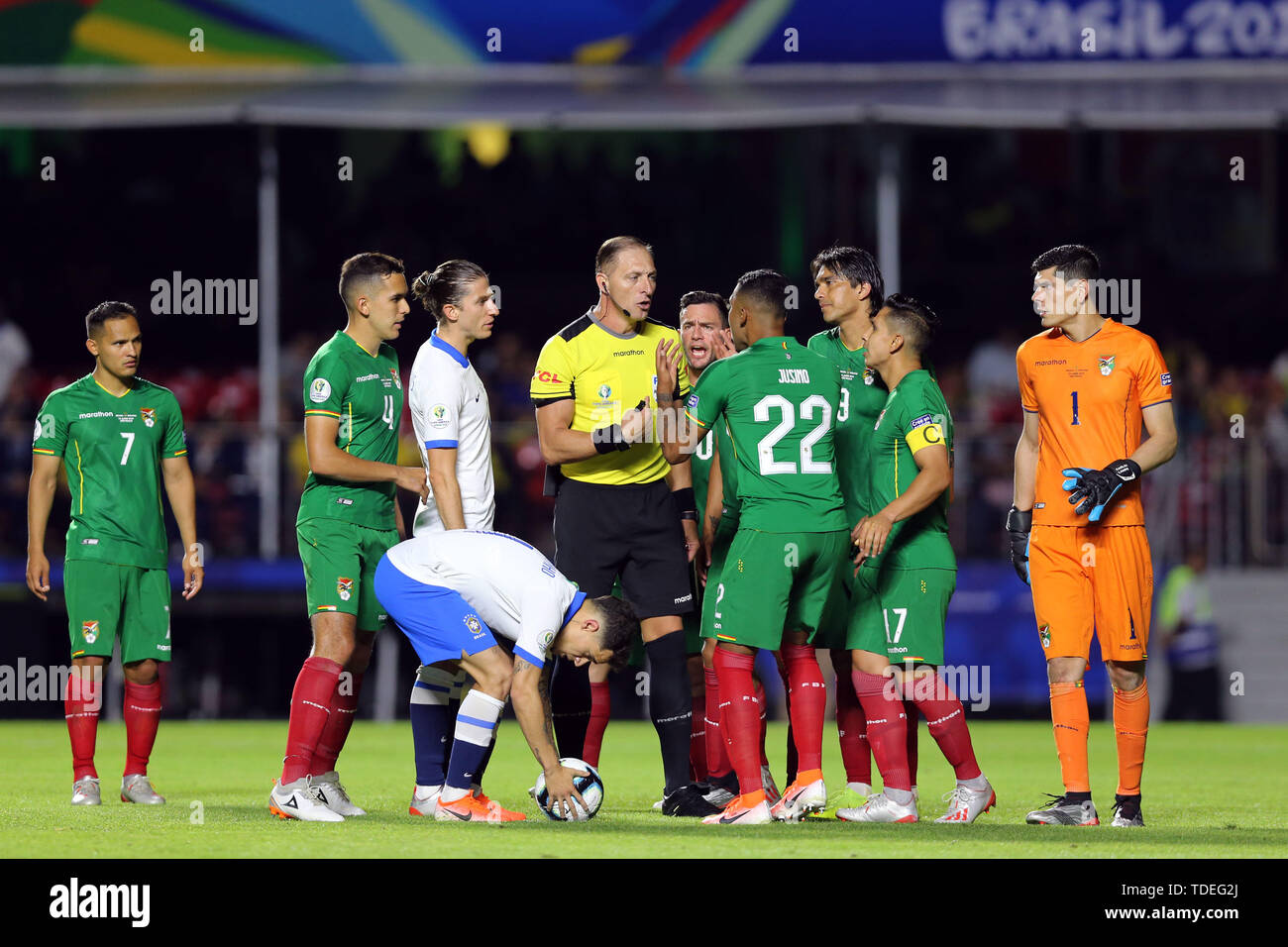 Sao Paulo, Brazil. 14th June, 2019. Nestor Pitana (Referee) after he awarded a penalty kick to Brazil after checking the VAR, June 14, 2019 - Football/Soccer : Copa America 2019, Group A match between Brasil 3-0 Bolivia at Morumbi stadium in Sao Paulo, Brazil. Credit: AFLO/Alamy Live News Stock Photo