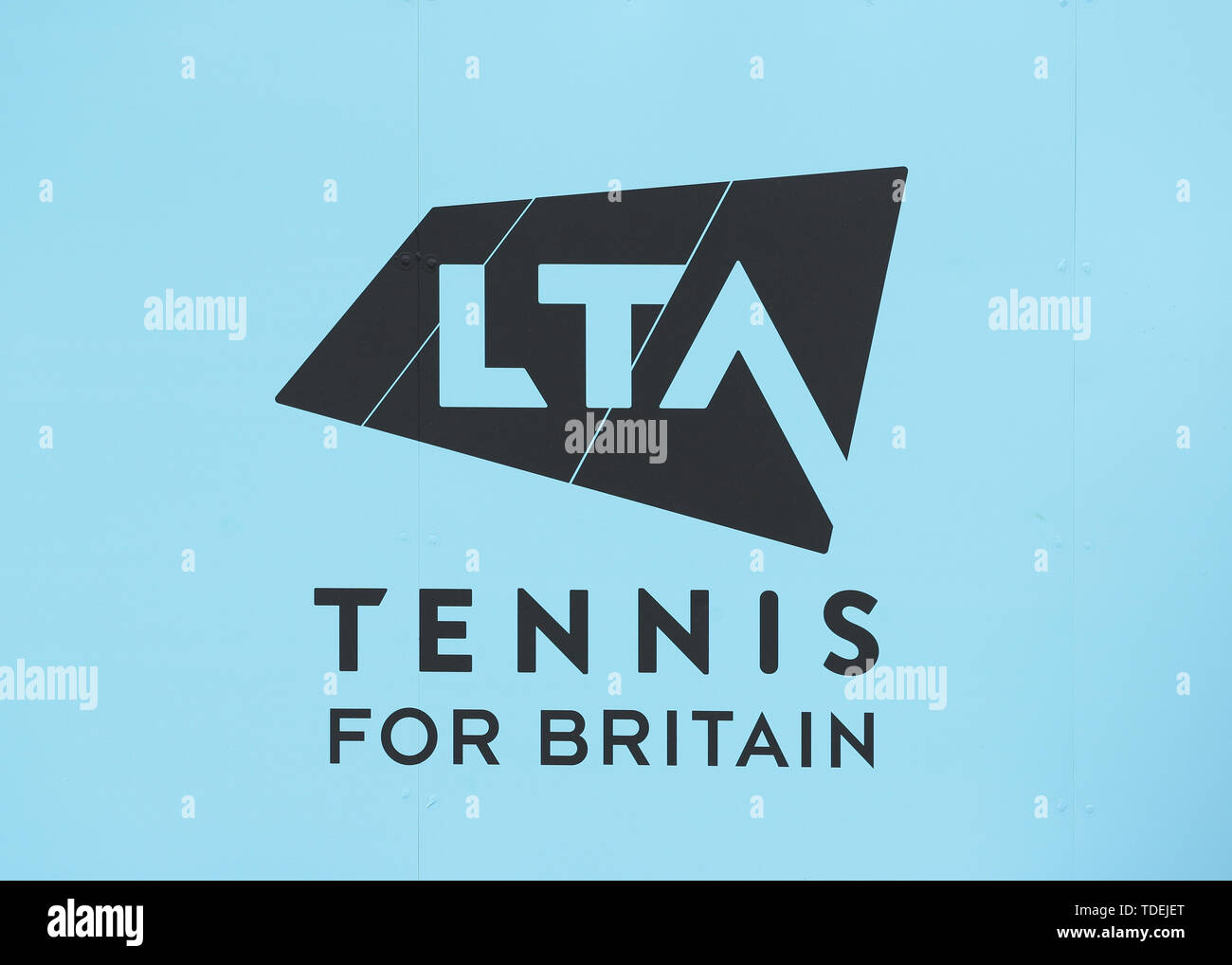 Queens Club, London England. 15th June, 2019. FeverTree Championships