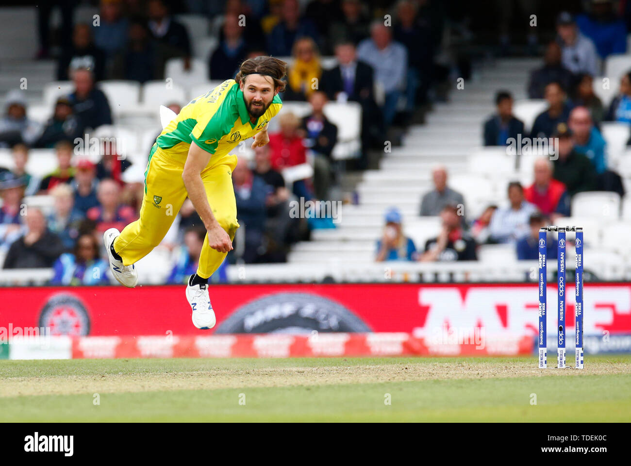 London, UK. 15th June, 2019. LONDON, England. June 15: Kane Richardson of Australia during ICC Cricket World Cup between Sri Lanka and Australia at the Oval Stadium on 15 June 2019 in London, England. Credit: Action Foto Sport/Alamy Live News Stock Photo