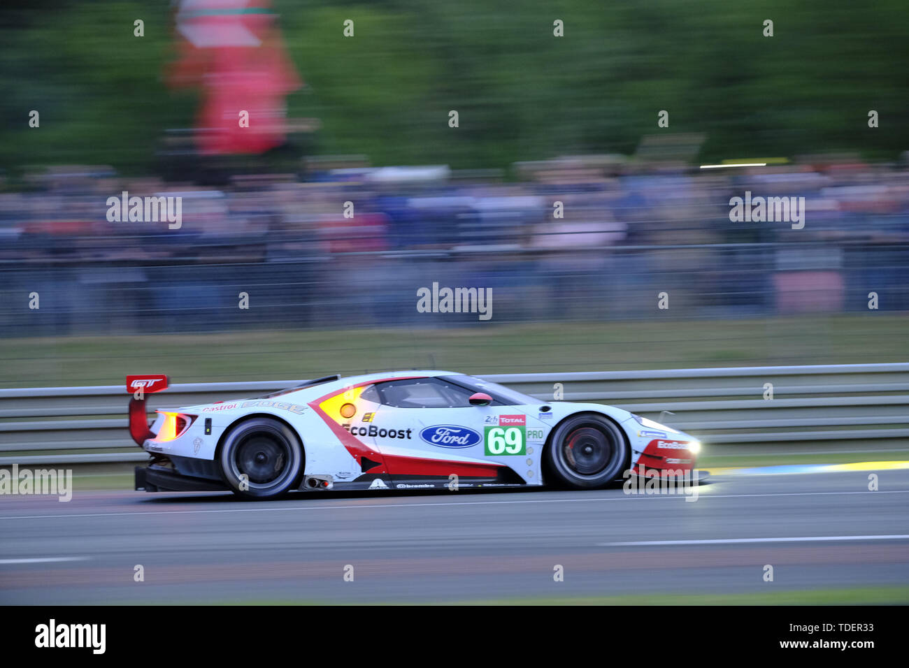 Chip Ganassi Ford Gt Le Mans 2019 Wallpaper