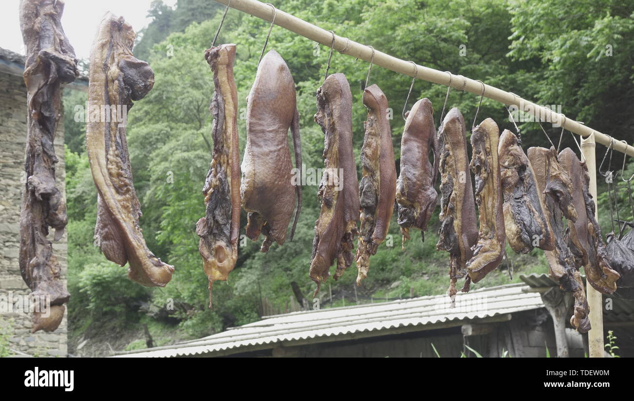 Bacon Sichuan bacon traditional bacon collector bacon airdried smoked