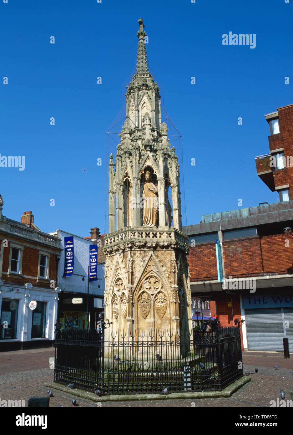 Waltham cross monument eleanor castile hires stock photography and