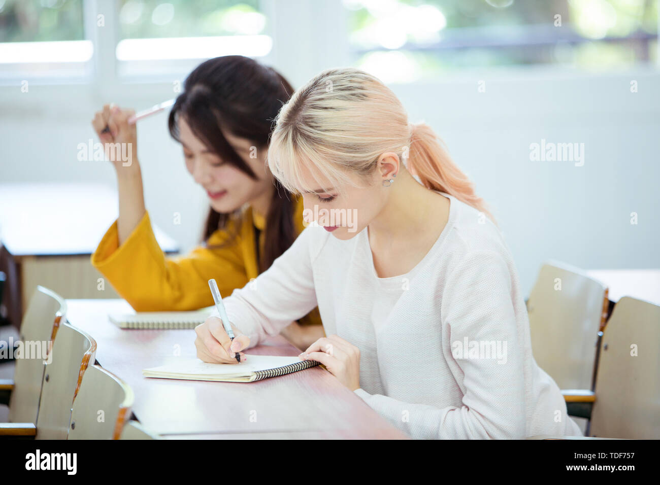 China classroom european hi-res stock photography and images - Alamy