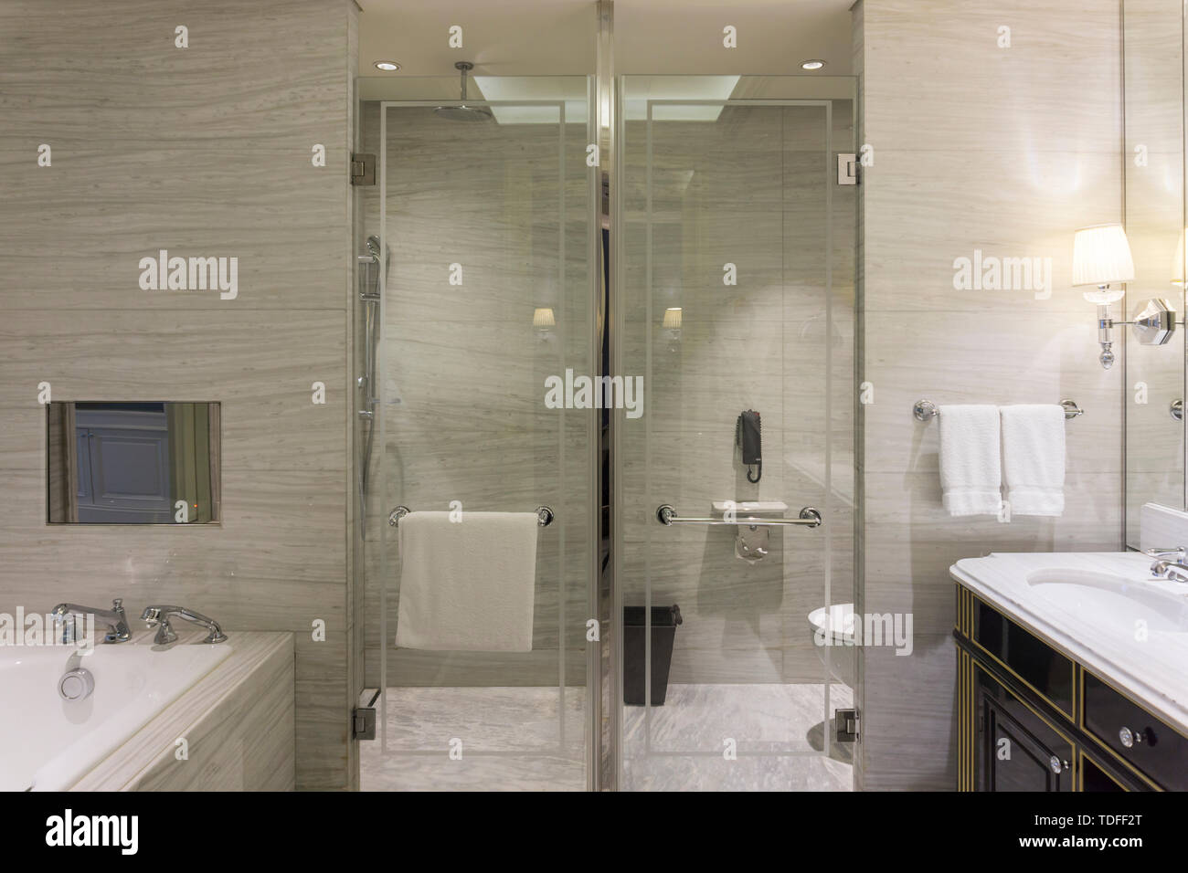 Hotel toilets hires stock photography and images Alamy