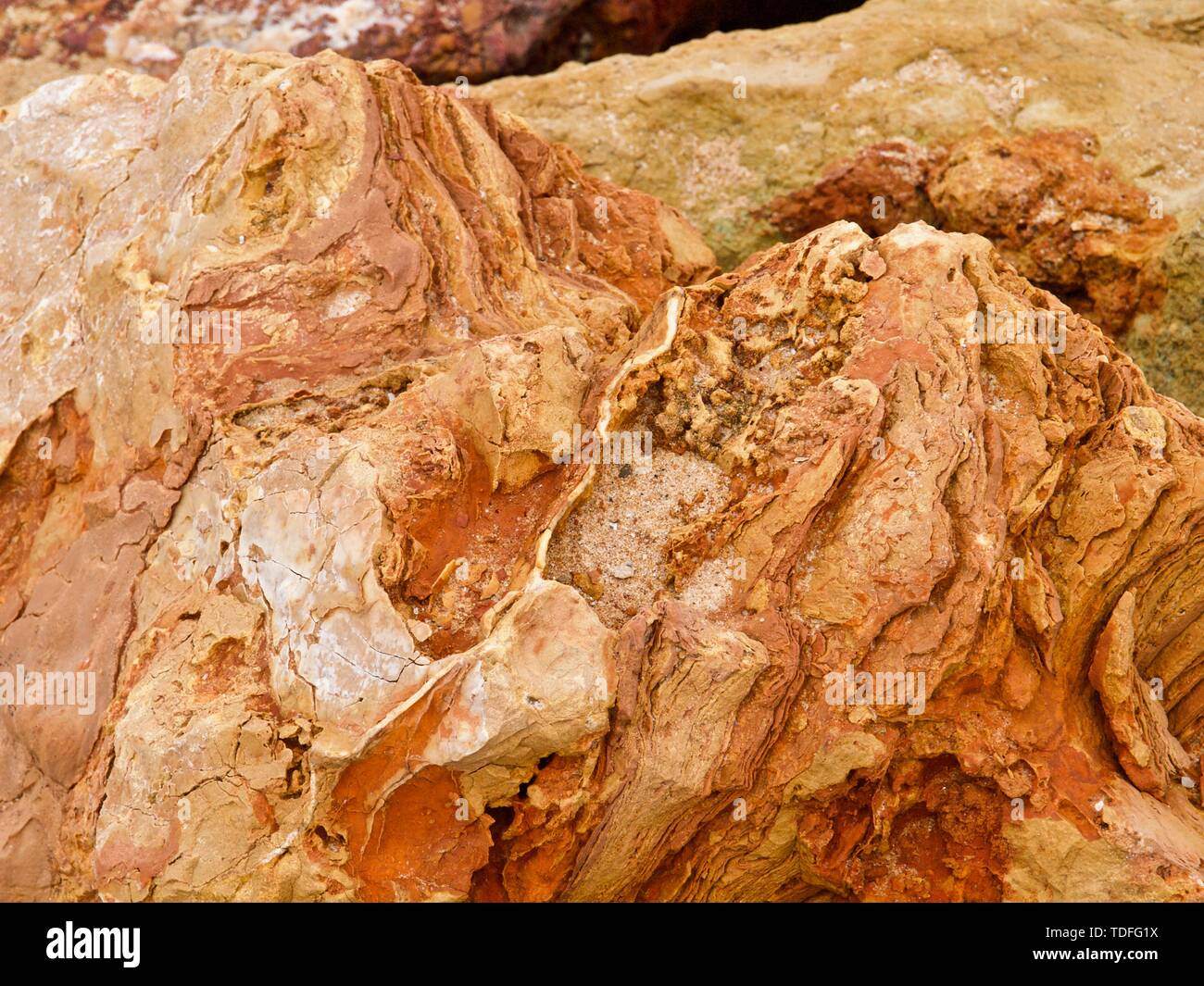 Red orange rocks hi-res stock photography and images - Alamy