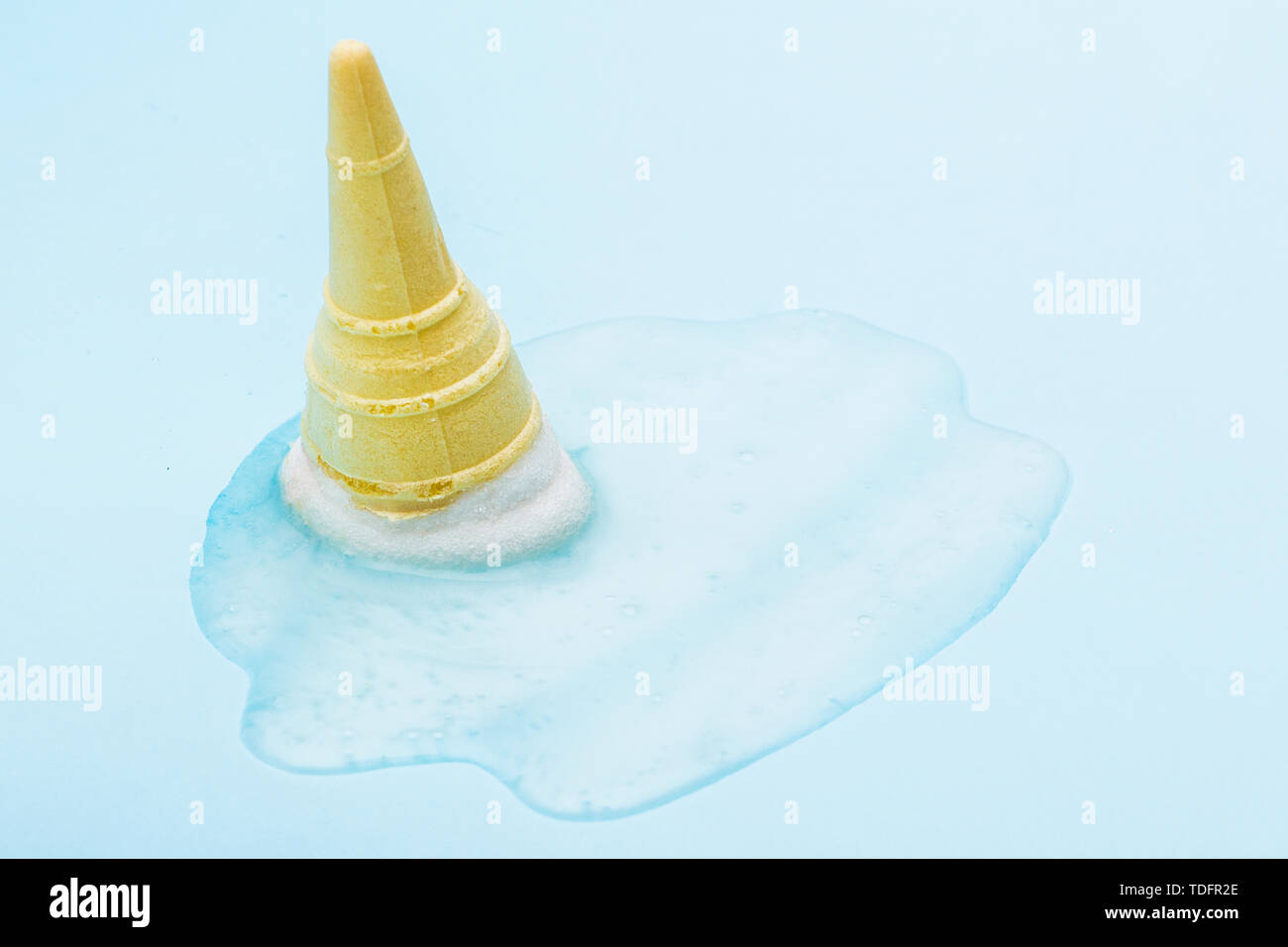 Ice cream melts Stock Photo Alamy