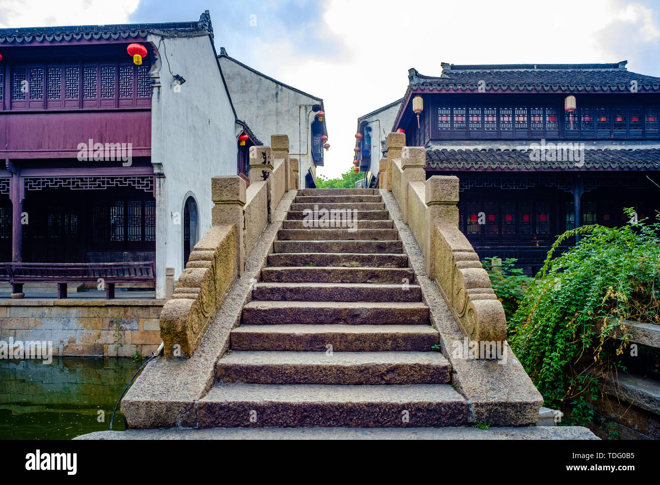 Jiaxing moon river historical block Stock Photo - Alamy