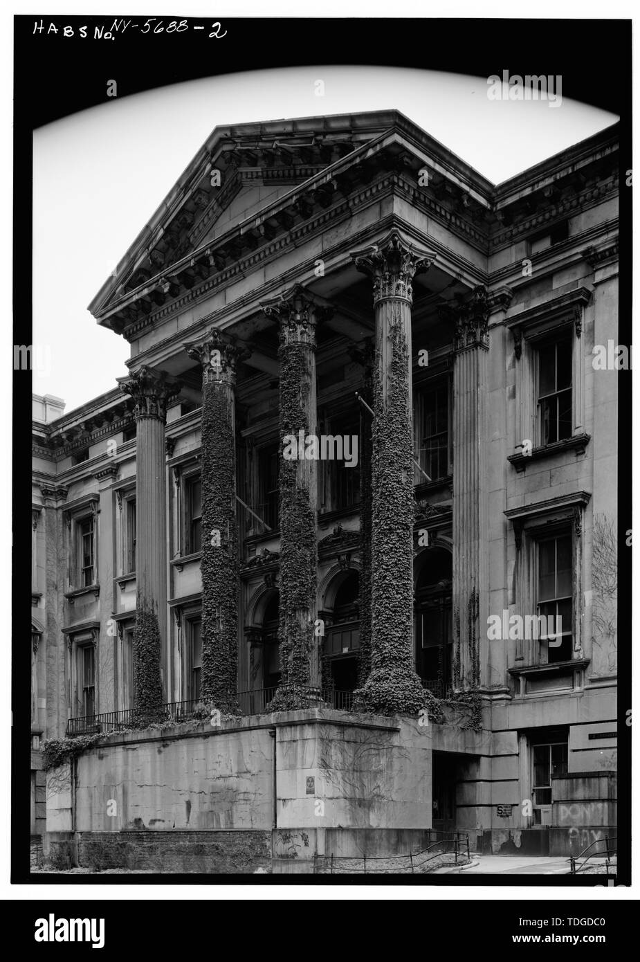 NORTH, MAIN FACADE and PORTICO New York County Courthouse, 52