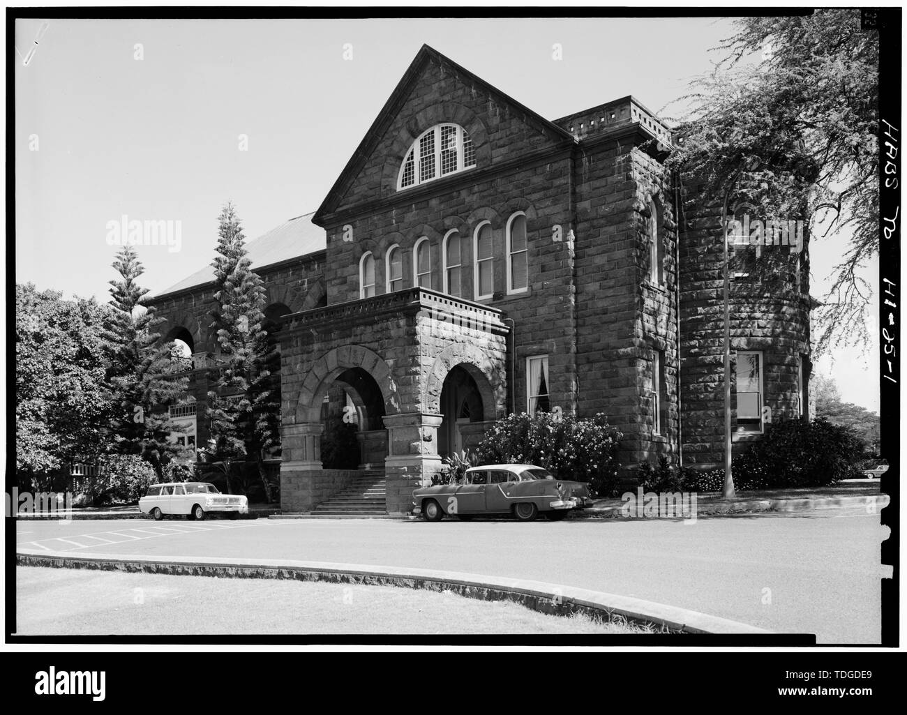 NORTHEAST (FRONT) ELEVATION - Bishop Museum, Bishop Hall, Likelike Highway, Honolulu, Honolulu County, HI Stock Photo