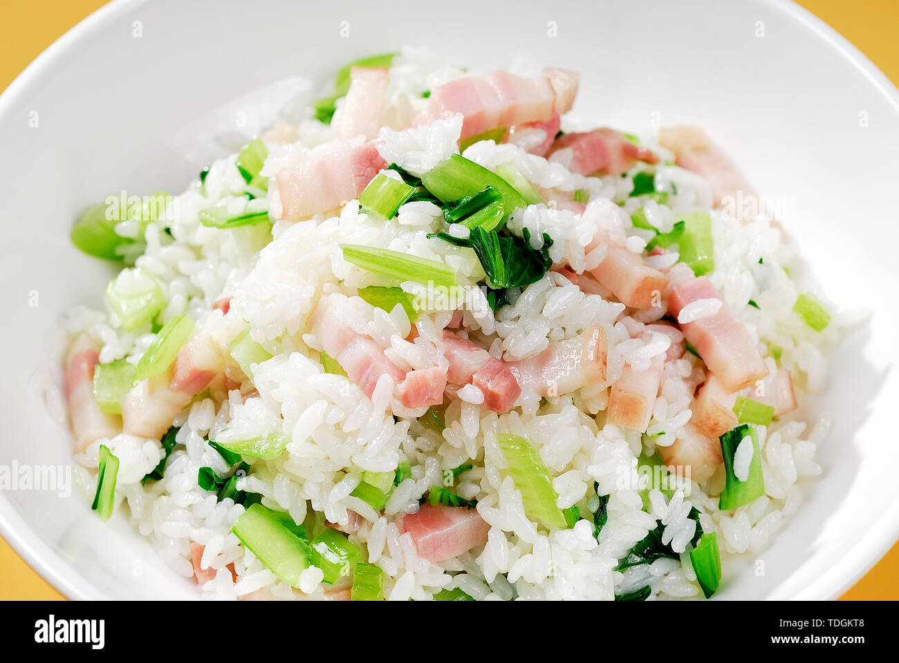 Shanghai cooking rice Stock Photo - Alamy