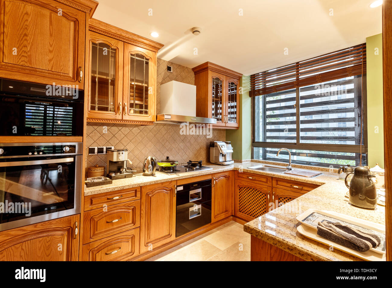 Kitchens beautiful hi-res stock photography and images - Alamy