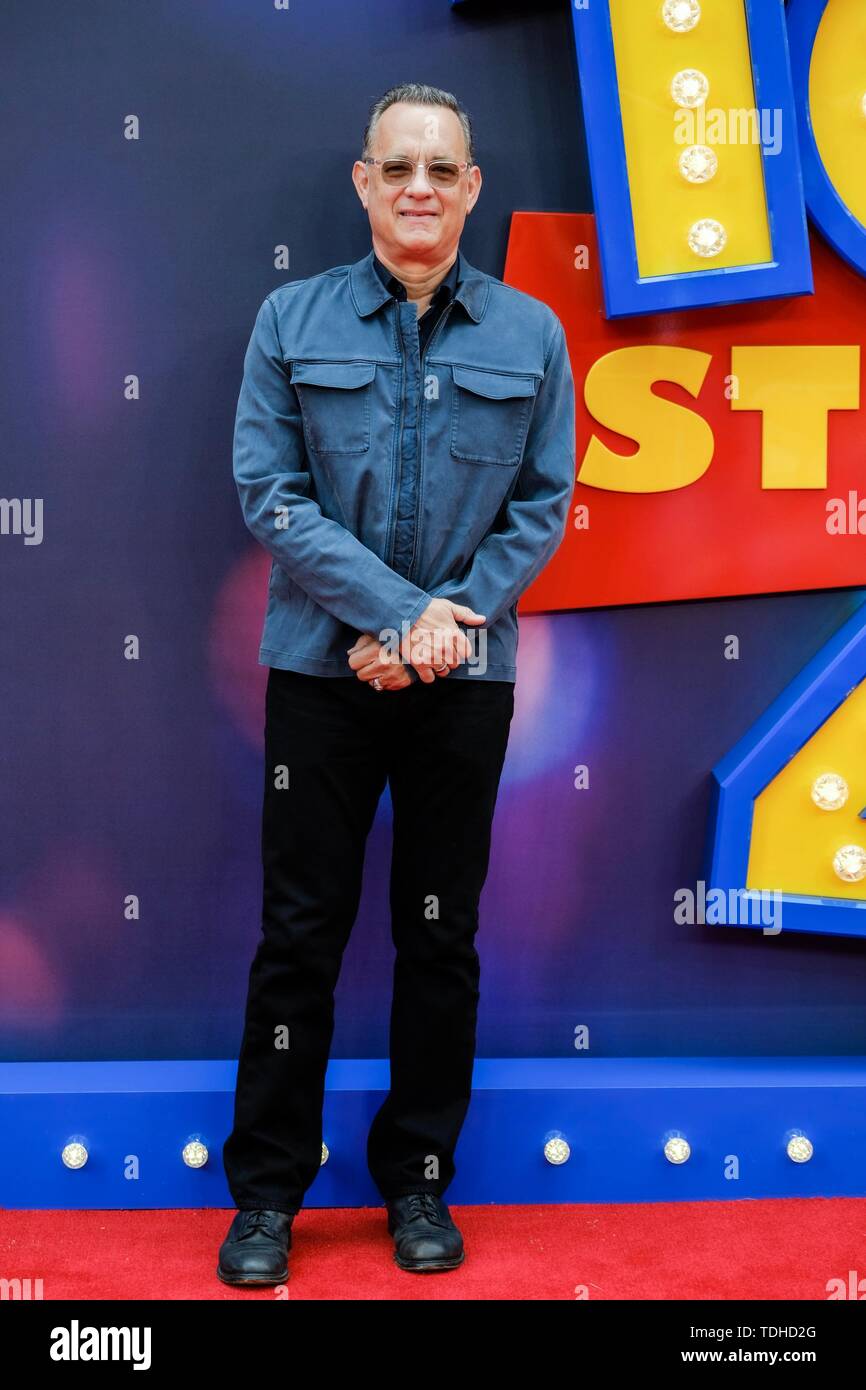 London, UK. 16th June 2019. Tom Hanks poses on the red carpet for the European premiere of Toy Story 4 held at the Odeon Luxe, Leicester Square, London on Sunday, Jun. 16, 2019 . Credit: Julie Edwards/Alamy Live News Stock Photo