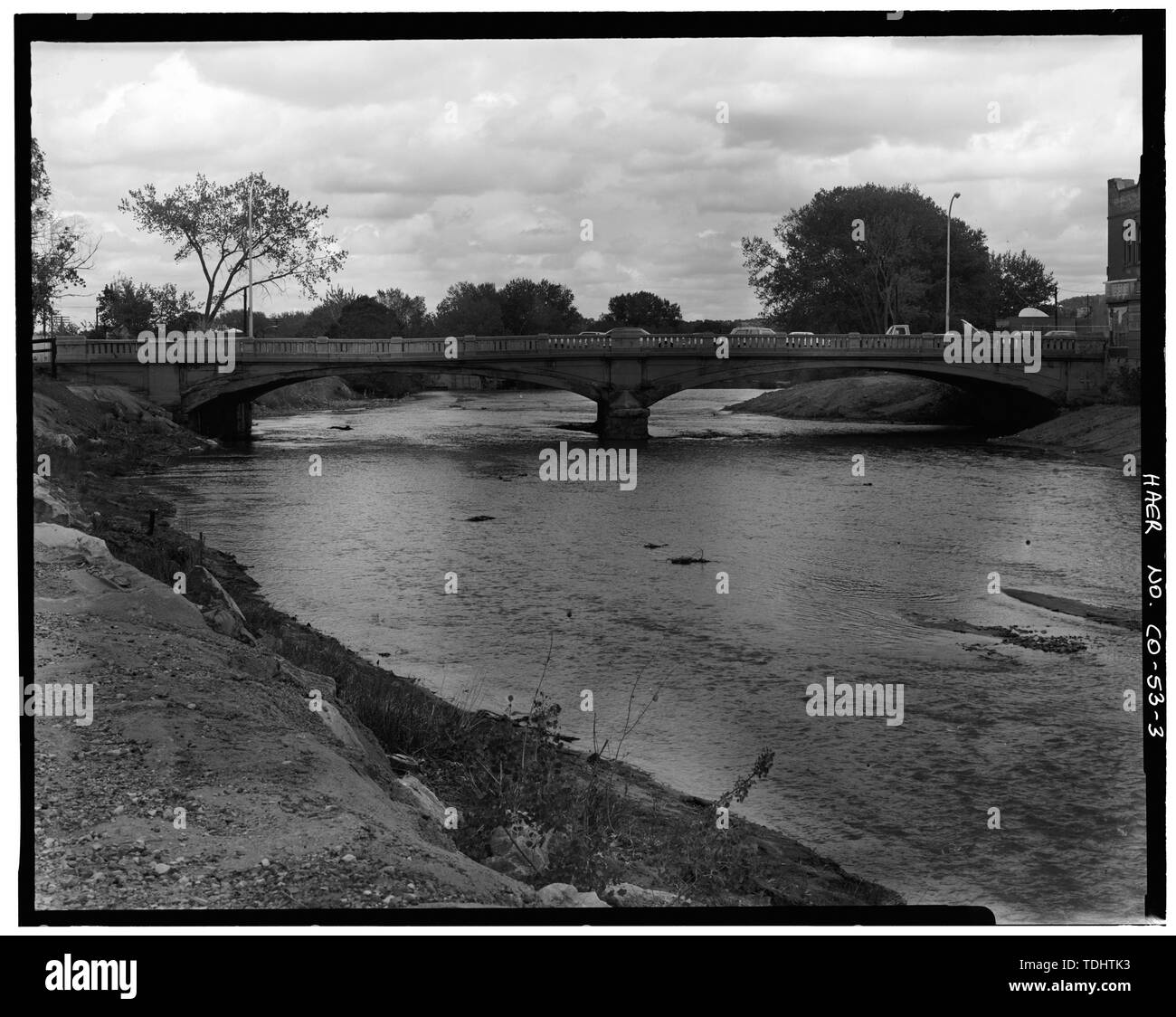 OVERALL VIEW OF BRIDGE, LOOKING EAST (DOWNSTREAM) - Commercial Street Bridge, Spanning Purgatoire River on Commercial Street, Trinidad, Las Animas County, CO Stock Photo