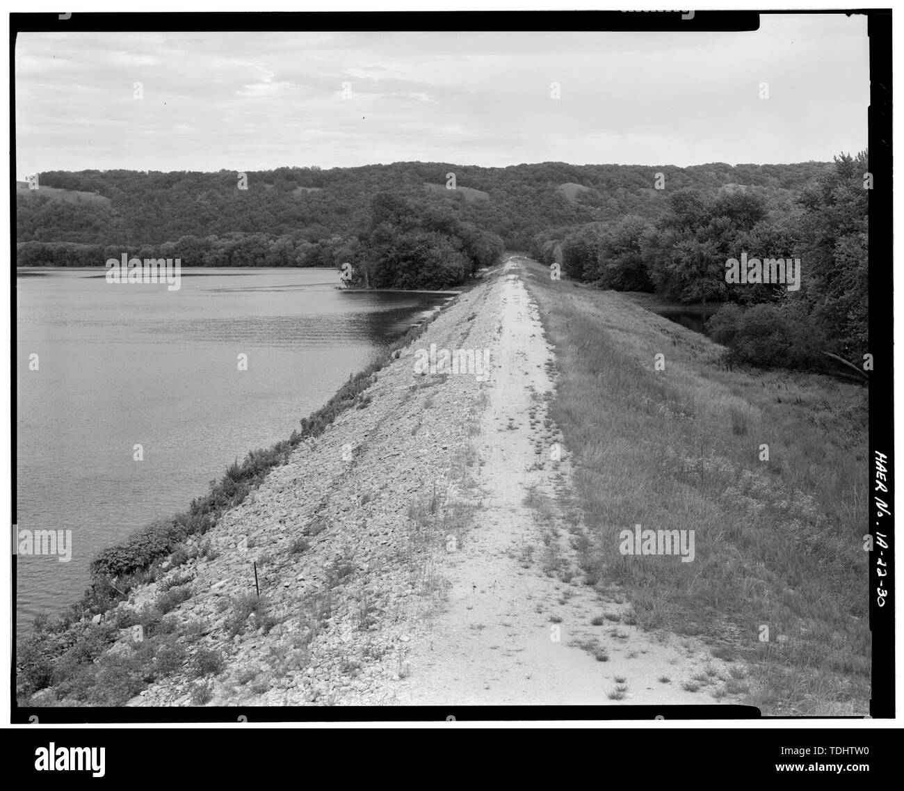 OVERALL VIEW OF EARTH DIKE, LOOKING EAST - Upper Mississippi River 9