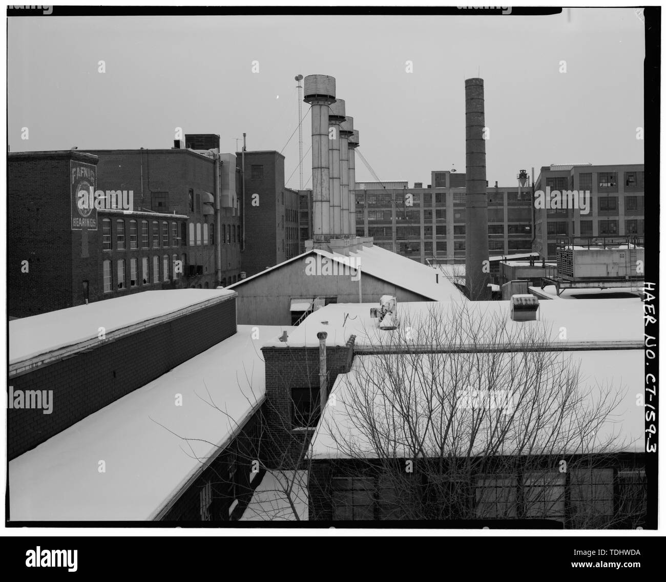 OVERVIEW LOOKING EAST- taken from north end BLDG. 1. - Fafnir Bearing Plant, Bounded on North side by Myrtle Street, on South side by Orange Street, on East side by Booth Street and on West side by Grove Street, New Britain, Hartford County, CT Stock Photo