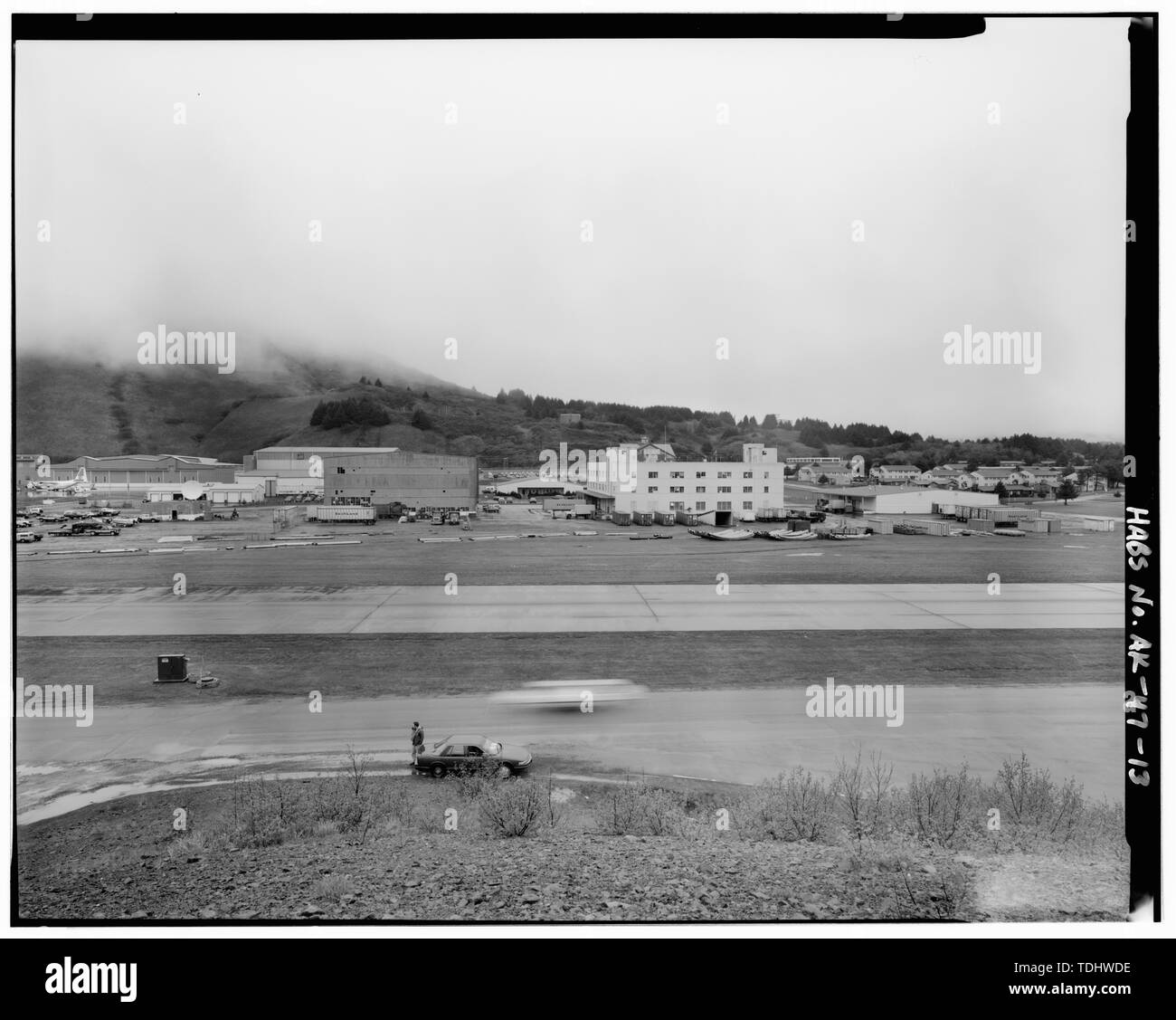 OVERVIEW NEAR BUILDING 23, LOOKING NORTHWEST Kodiak Naval Operating