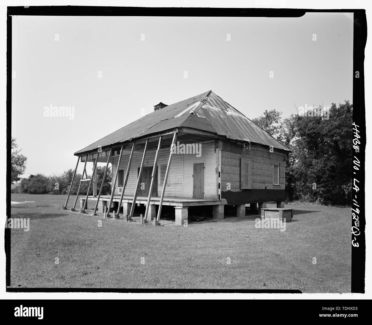 - Oakland Plantation, Overseer's House, Route 494, Bermuda, Natchitoches Parish, LA; Tulane University, School of Architecture, sponsor; Cizek, Eugene D, faculty sponsor; Calloway, Deborah, transmitter; Buono, Jon A, photographer Stock Photo