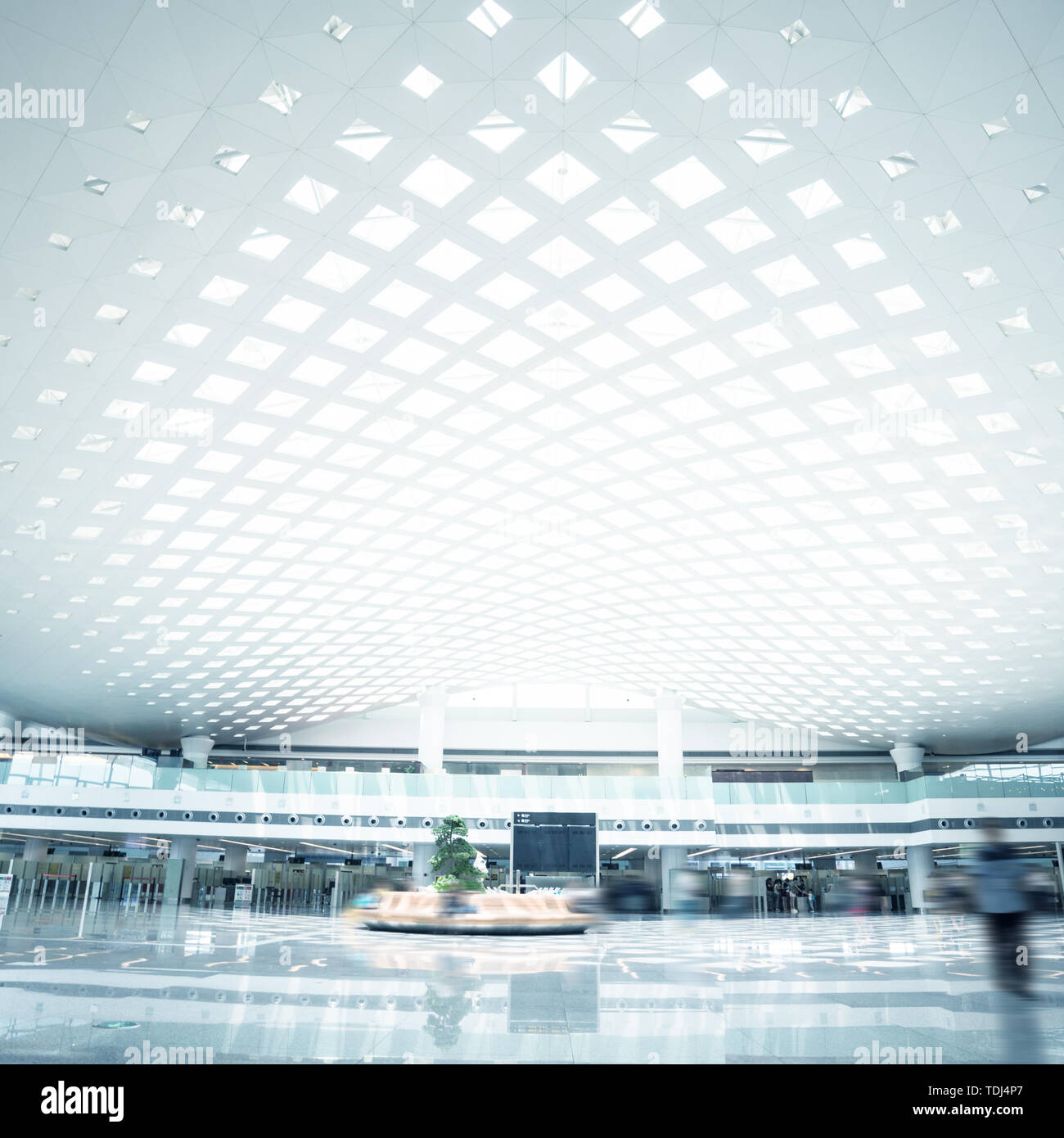 Indoor landscape, shopping escalator and glass roof of modern shopping mall  in Vientiane City, Zhengzhou, Henan Province Stock Photo - Alamy