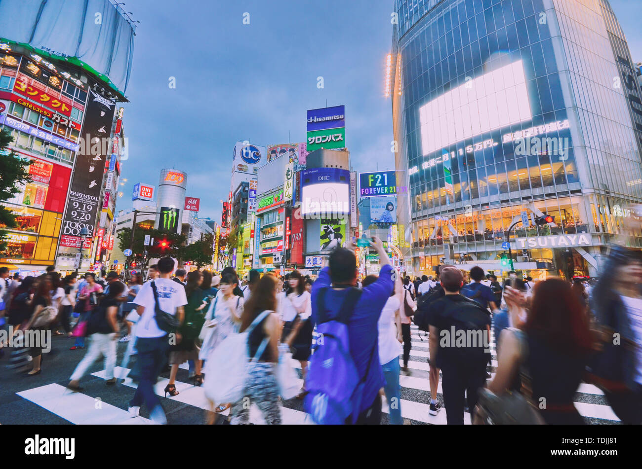 Shibuya Crossroads, Tokyo, Japan Stock Photo - Alamy